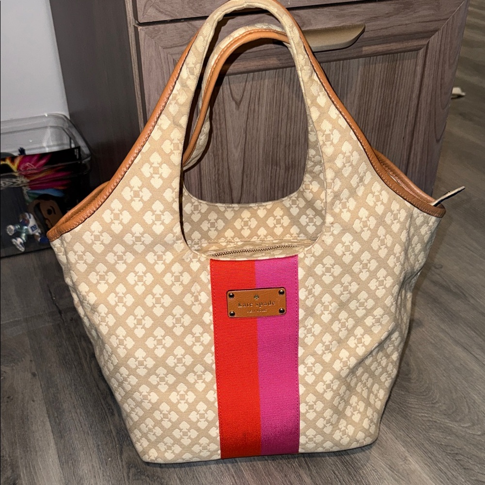 Kate Spade Classic Spade Stucco Tote BEAUTIFUL